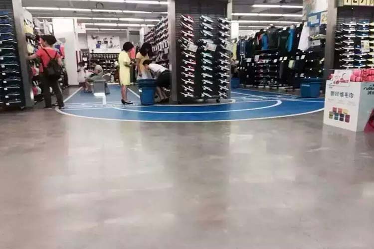 北京**国际连锁购物商城实例图四