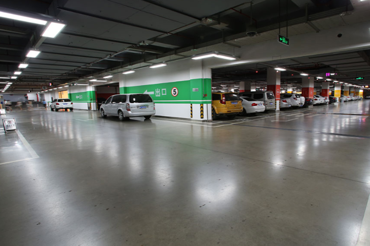 中山**悠闲娱乐文化中心停车场实例图三